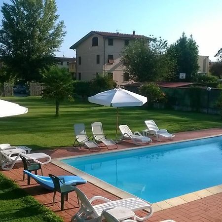 B&B Il Casale Di Nanni Lucca Kültér fotó