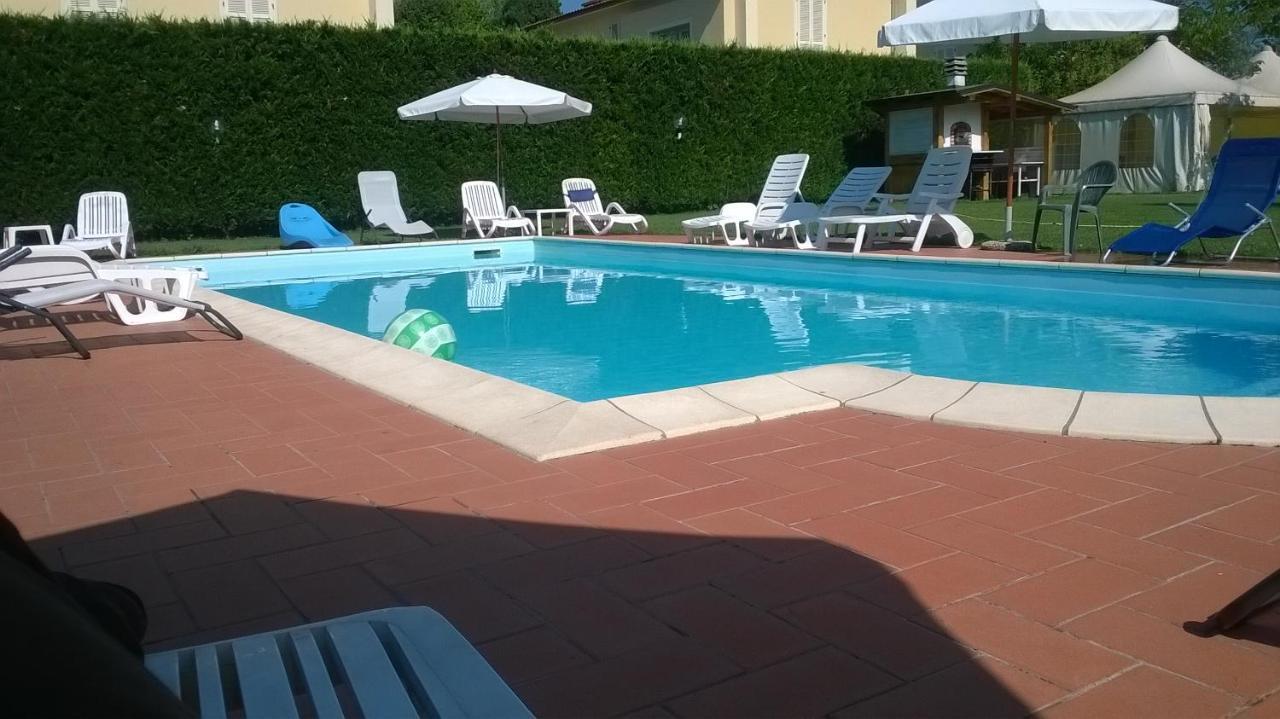 B&B Il Casale Di Nanni Lucca Kültér fotó